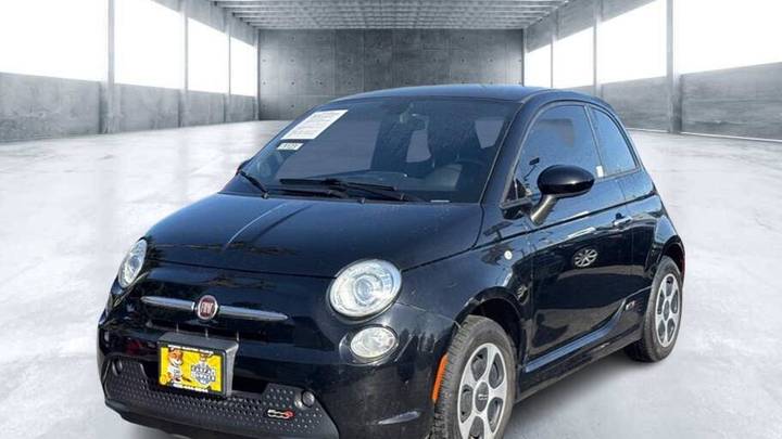 2017 FIAT 500e Hatchback